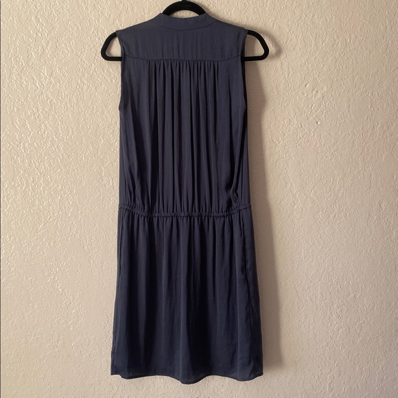 Vince 100% Silk Sleeveless Midi Dress Size M Blue V-Neck Drawstring Sleeveless - Picture 5 of 8